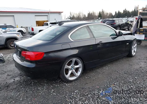 2011 BMW 328I z USA, uszkodzony, nr VIN WBAKE5C58BE573911